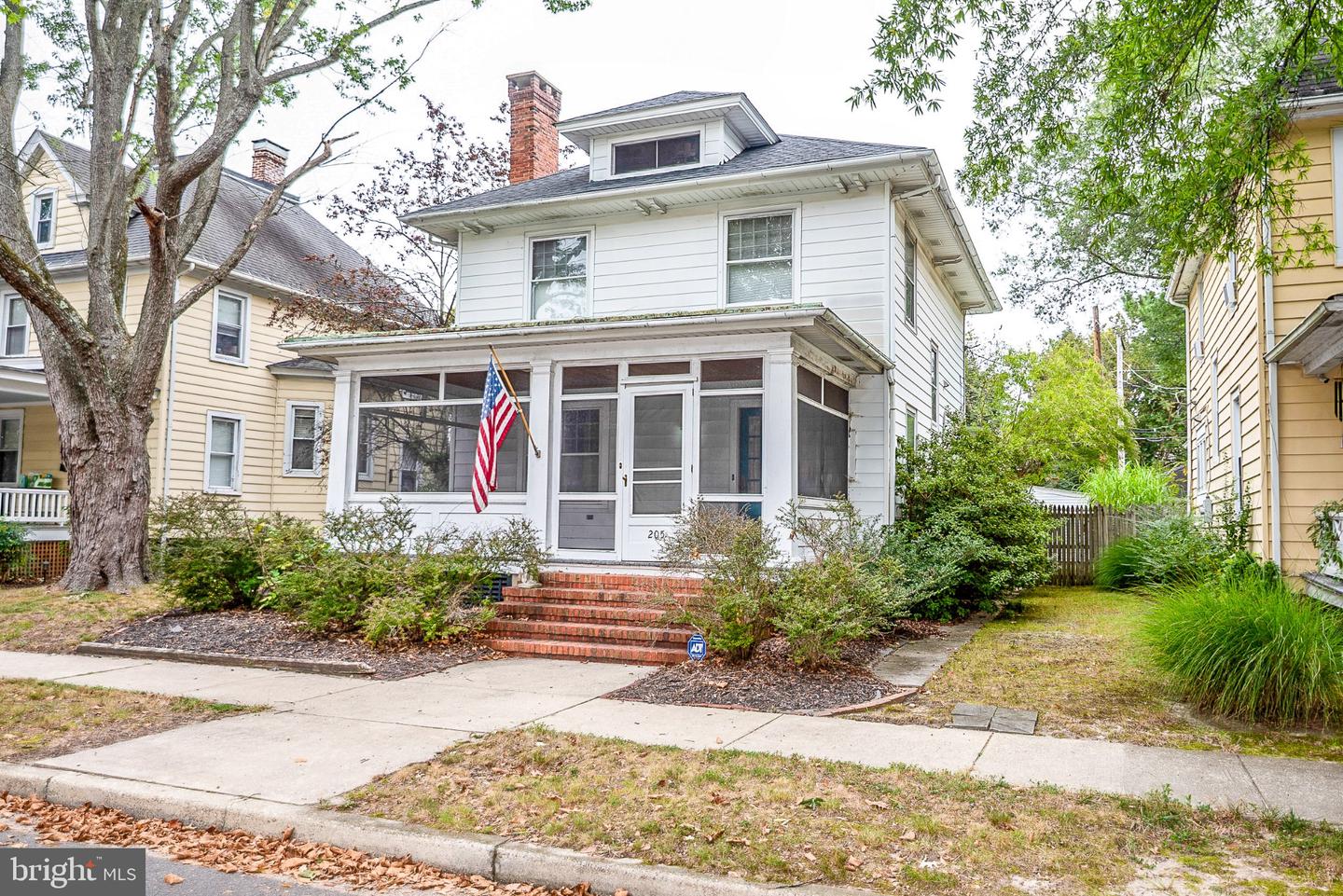 205 Brookletts Ave — photo