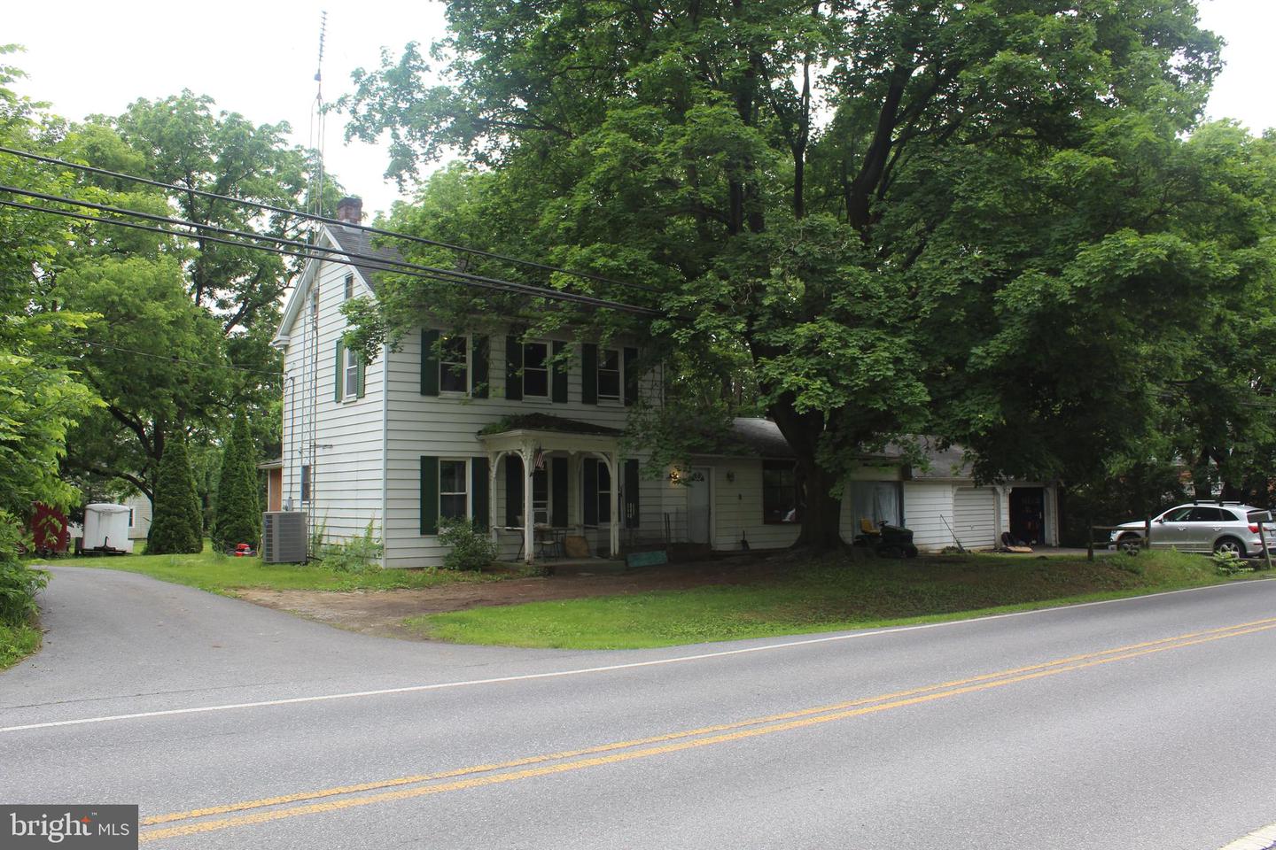 13713 Marsh Pike — photo