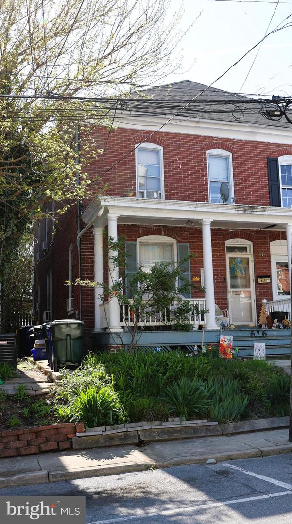 626 N Mulberry St — photo