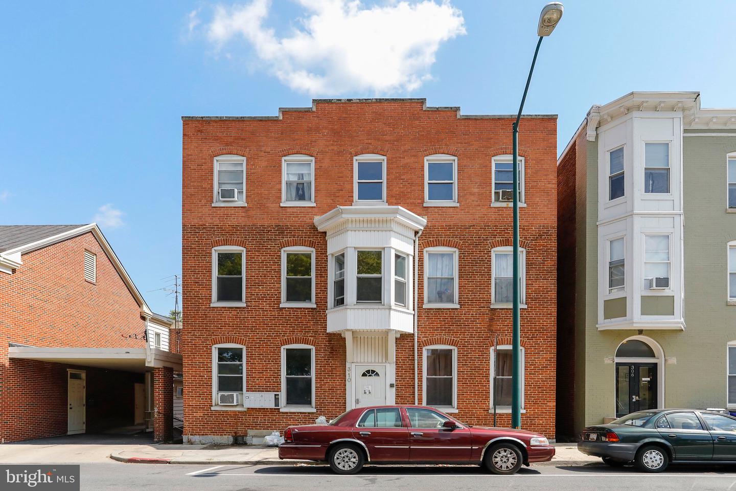 310 N Potomac St #3N — photo