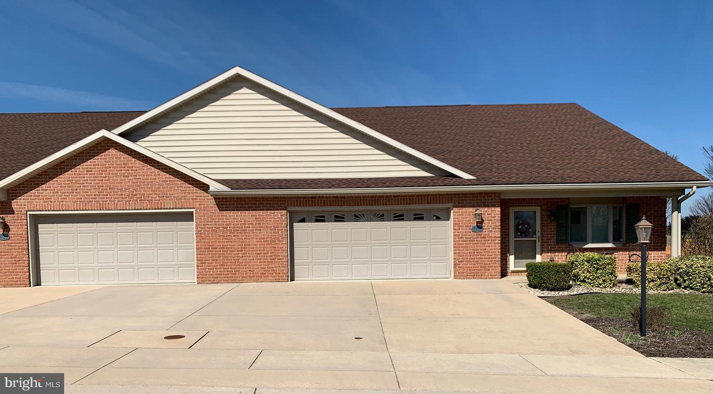 13301 Marquise Dr — photo