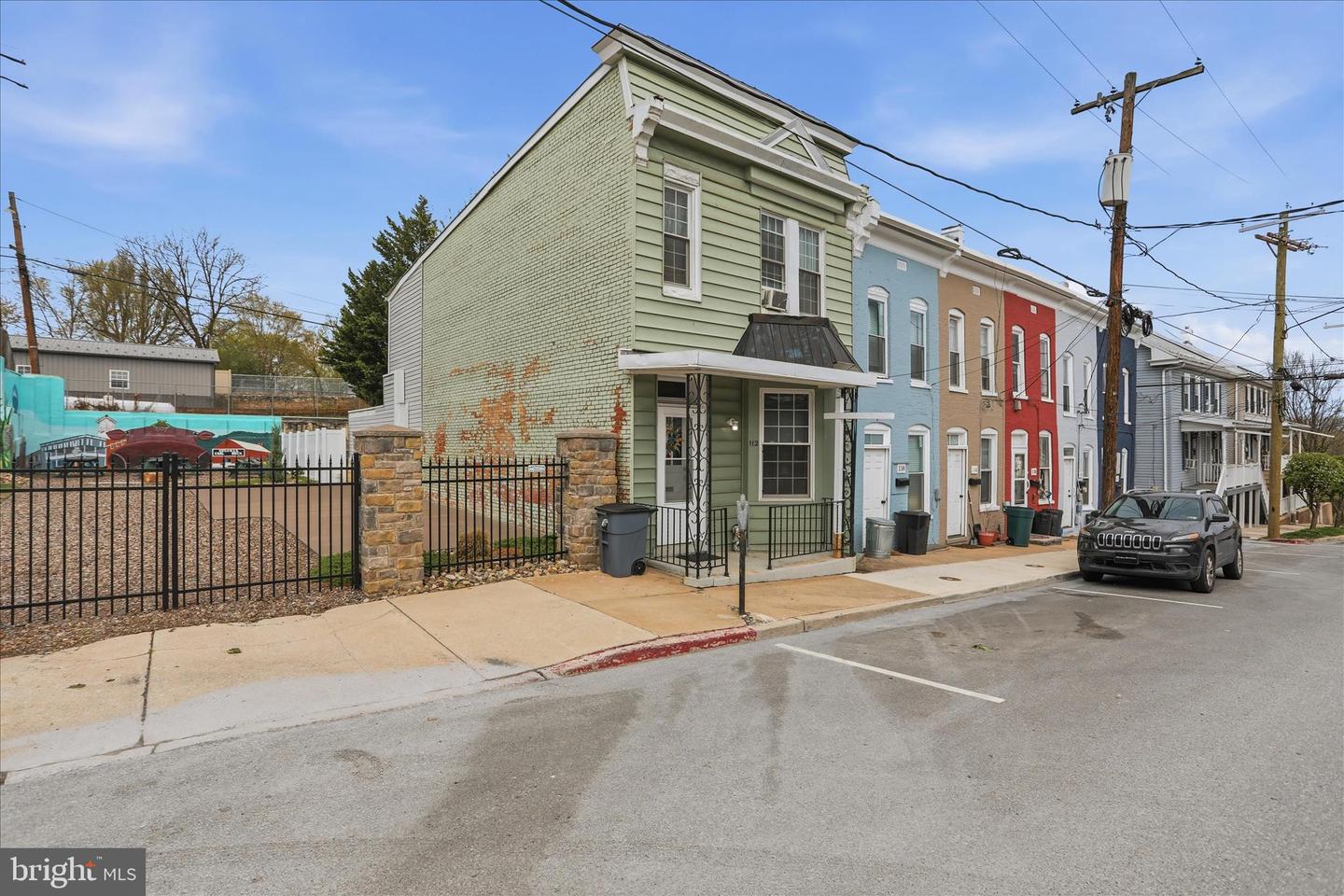 112 N Conococheague St — photo