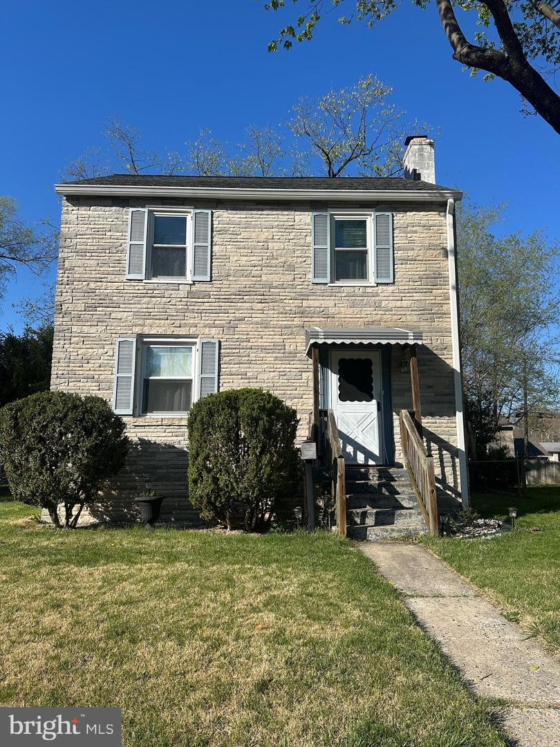 1120 Fairview Rd — photo