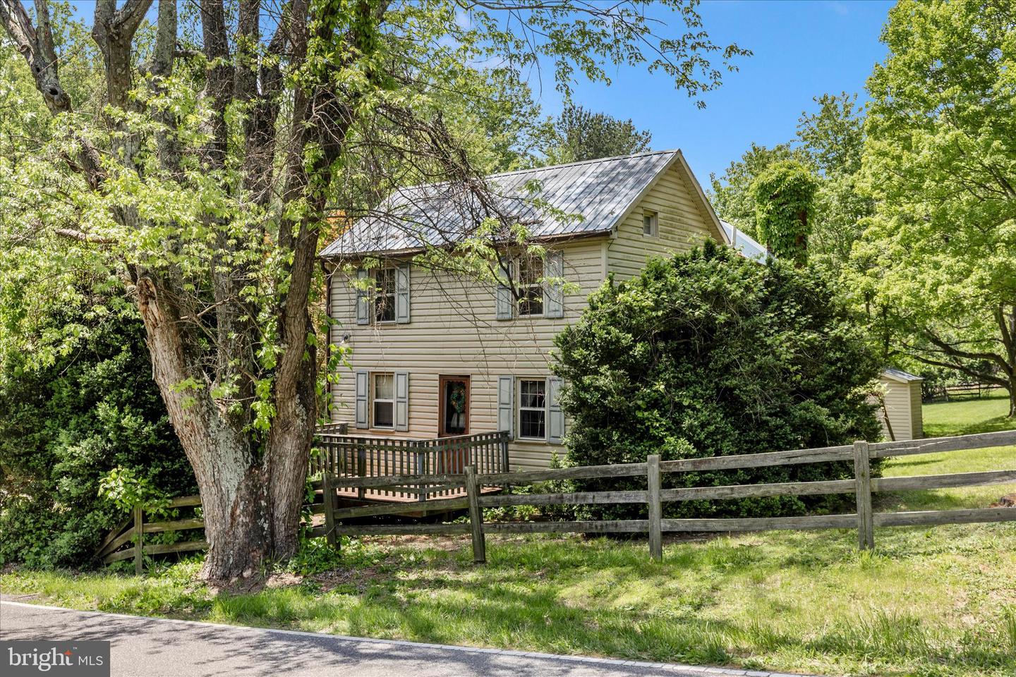 3020 Chestnut Grove Rd — photo