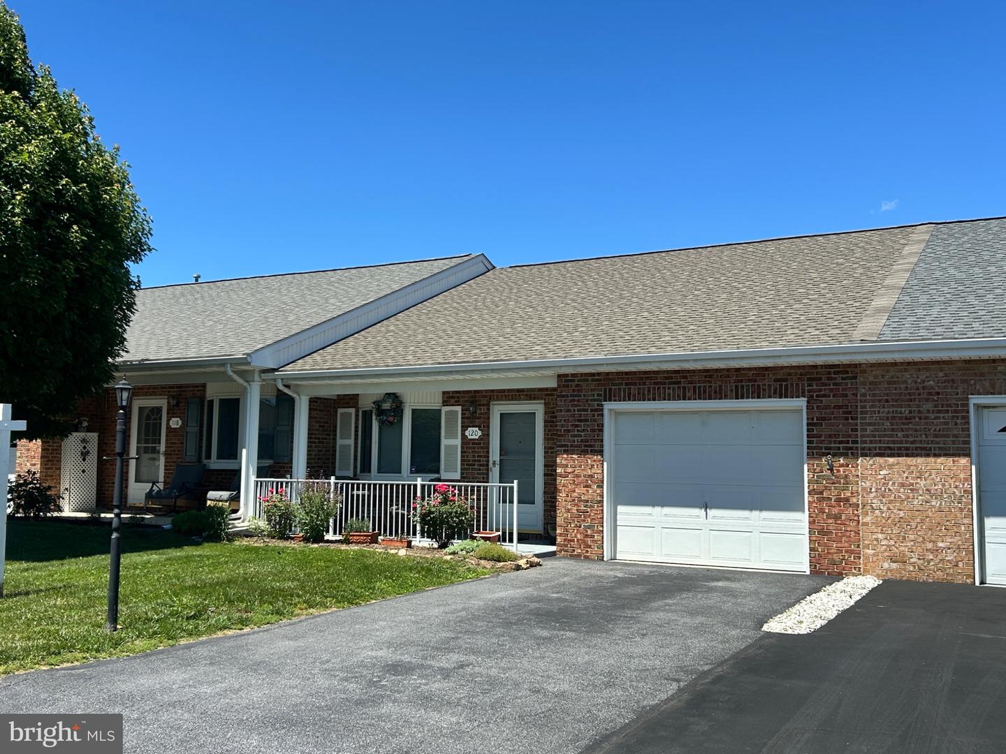 120 Southern Oak Dr #133 — photo