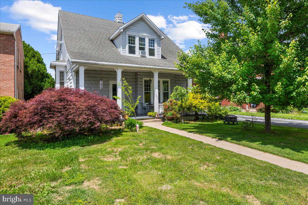 1007 Potomac Ave — photo