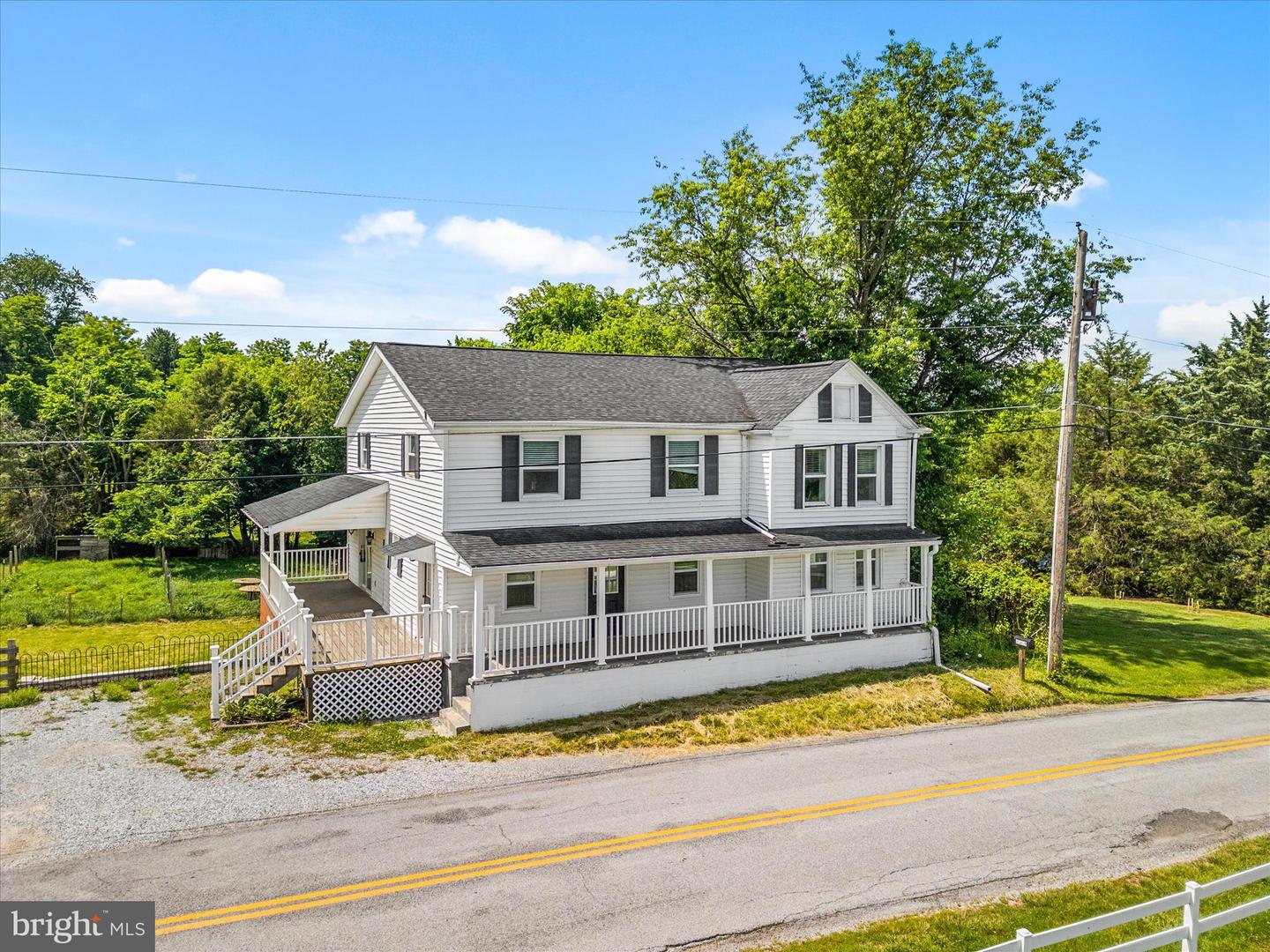 20219 Locust Grove Road, Rohrersville, MD 21779 — photo 3