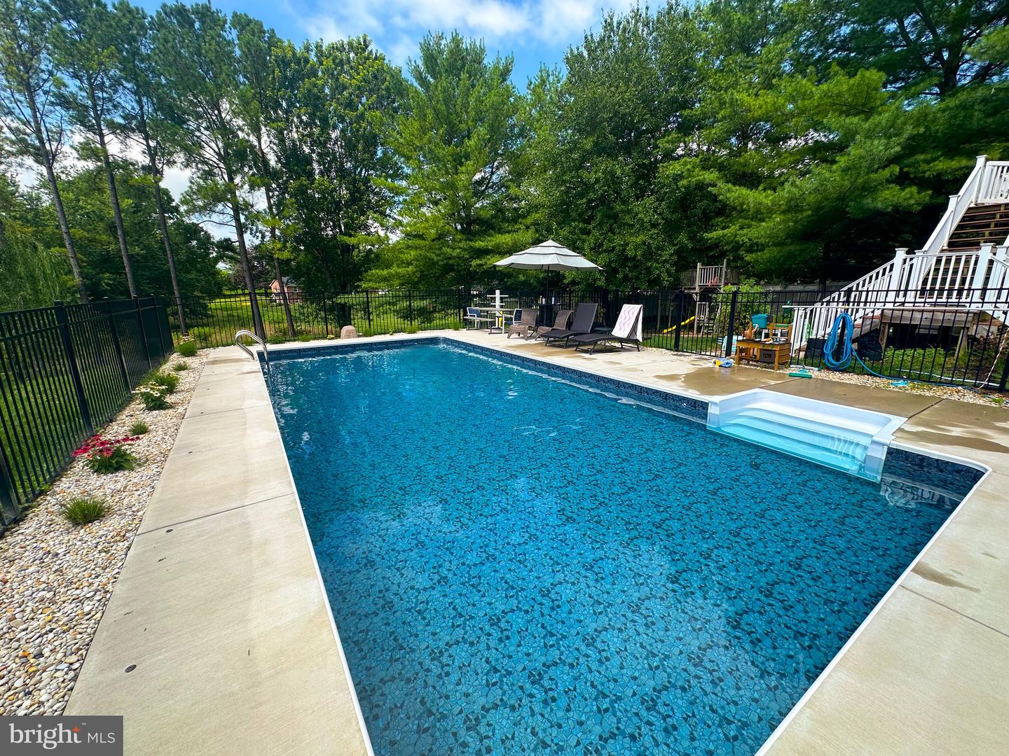 419 Links View Dr — photo