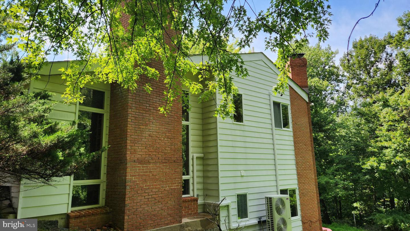 1108 Hoffmaster Rd — photo