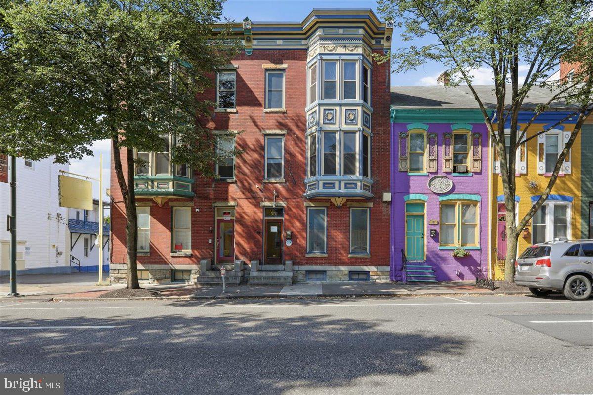 39 Franklin St E — photo