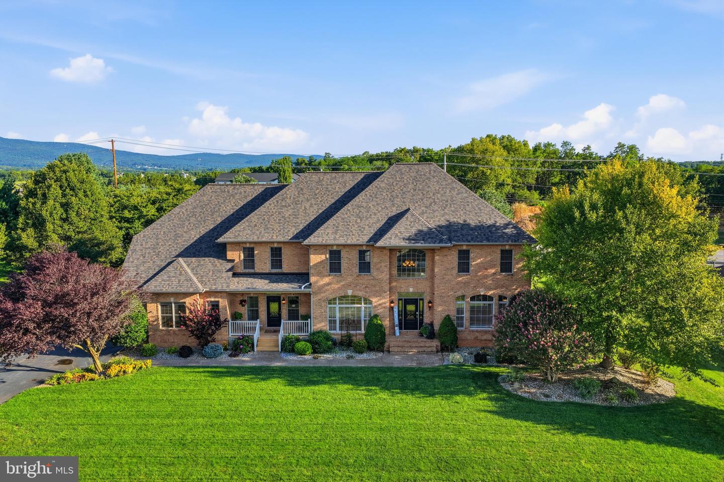 10908 Sassan Ln — photo
