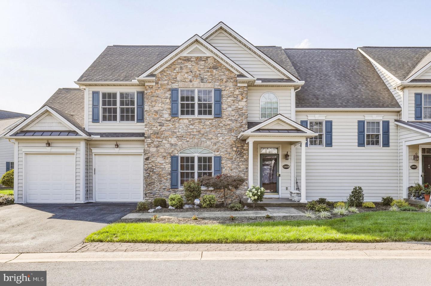 13039 Hawkins Cir — photo
