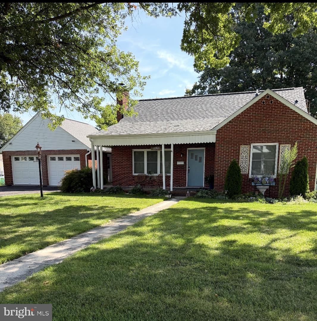 10921 Allen Ave — photo