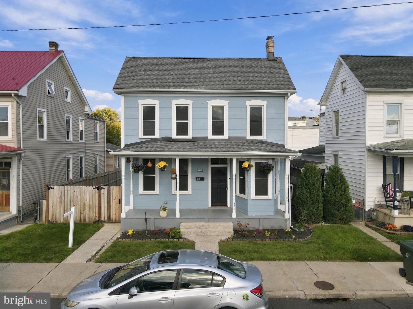 331 McDowell Ave — photo