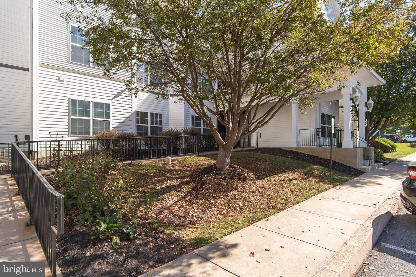 2029 Windsong Dr #3B — photo