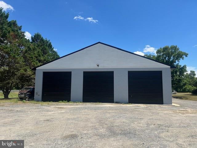 225 Moonglow Rd — photo
