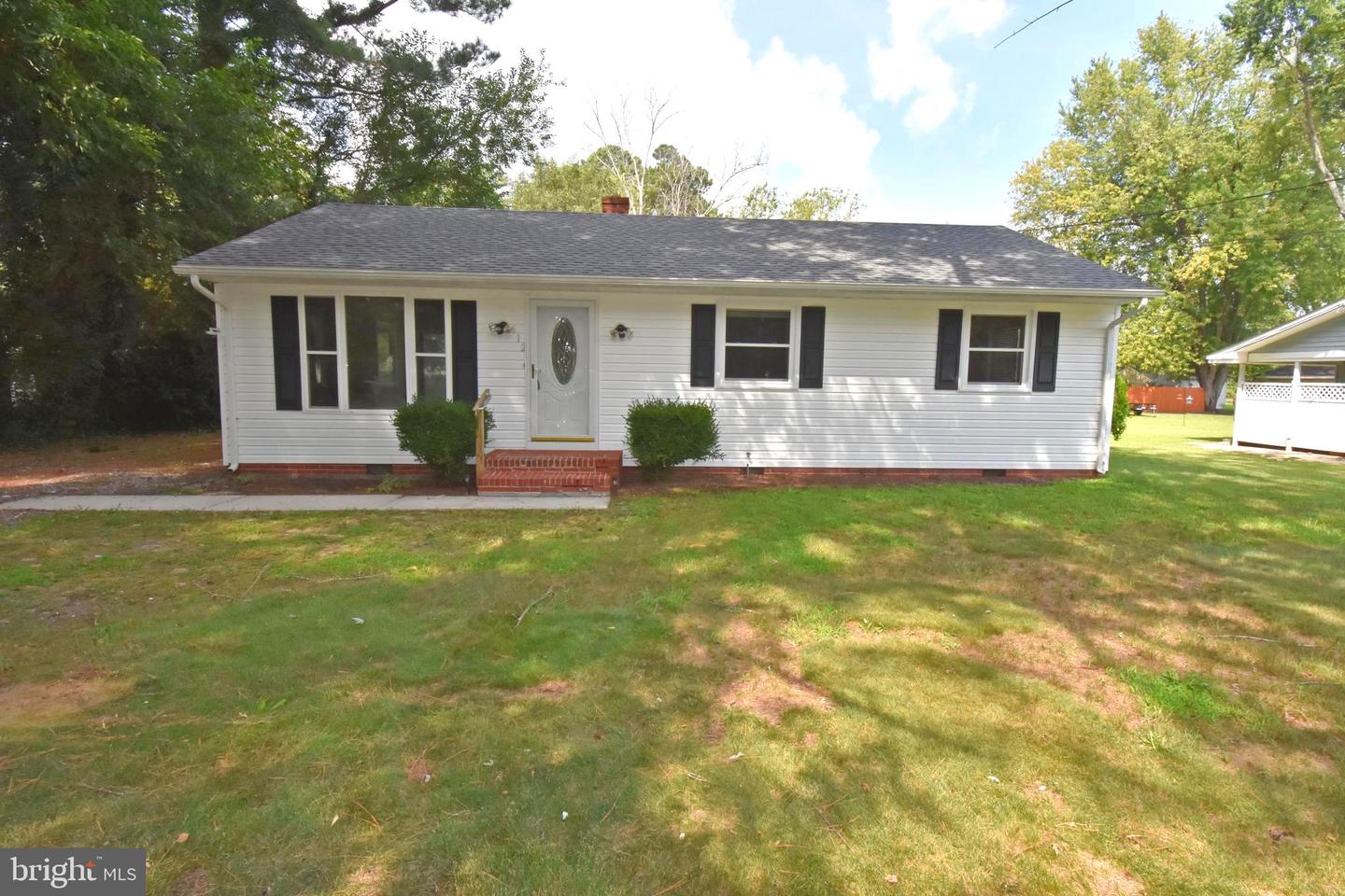 612 Regency Dr — photo