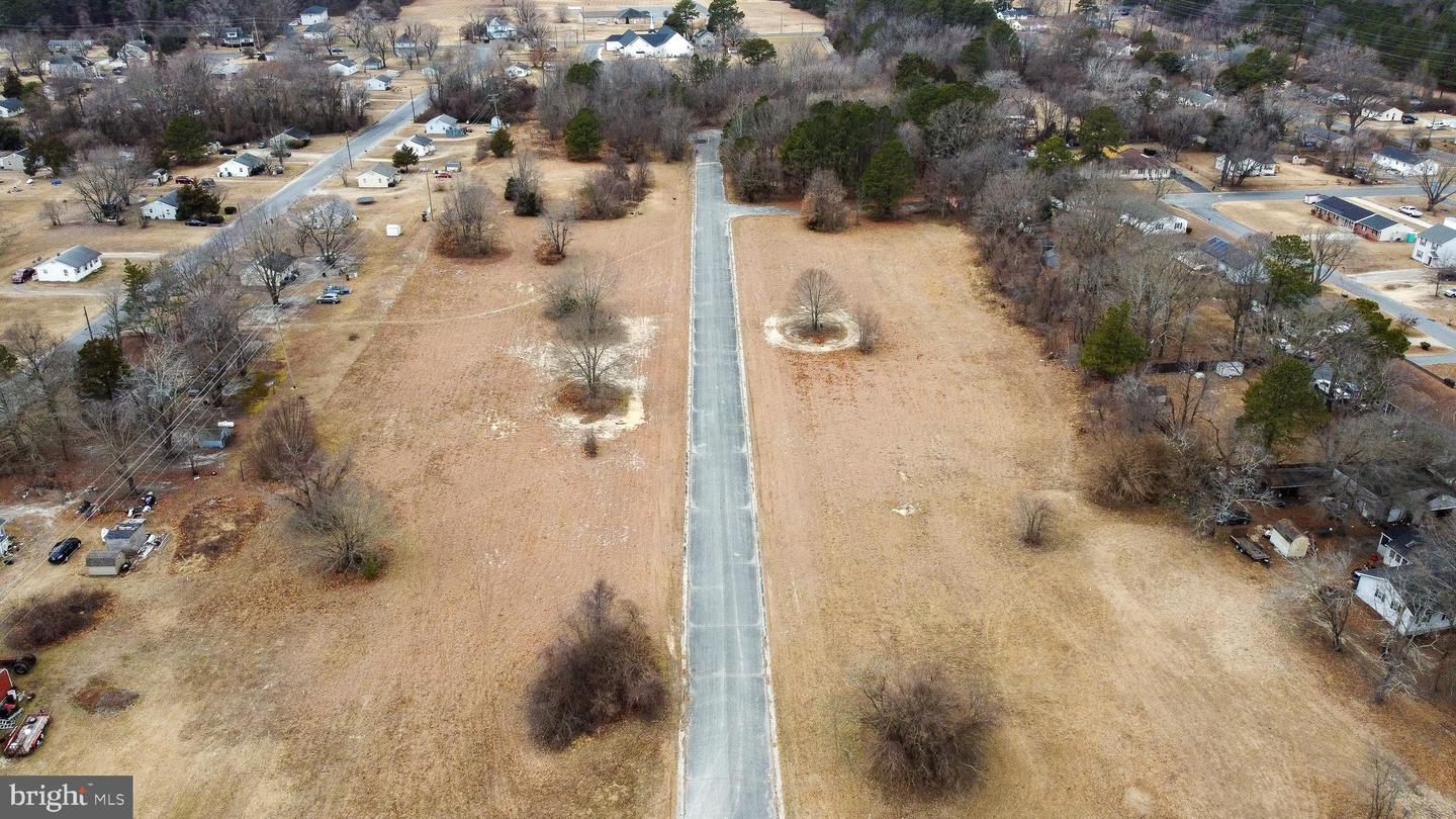 Sandpiper Dr — photo