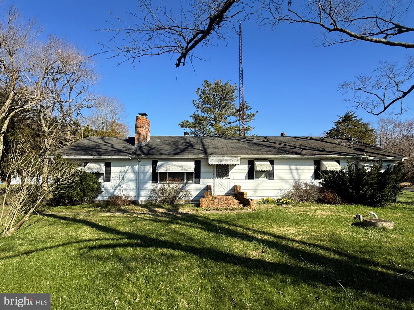 7592 Green Lewis Rd — photo