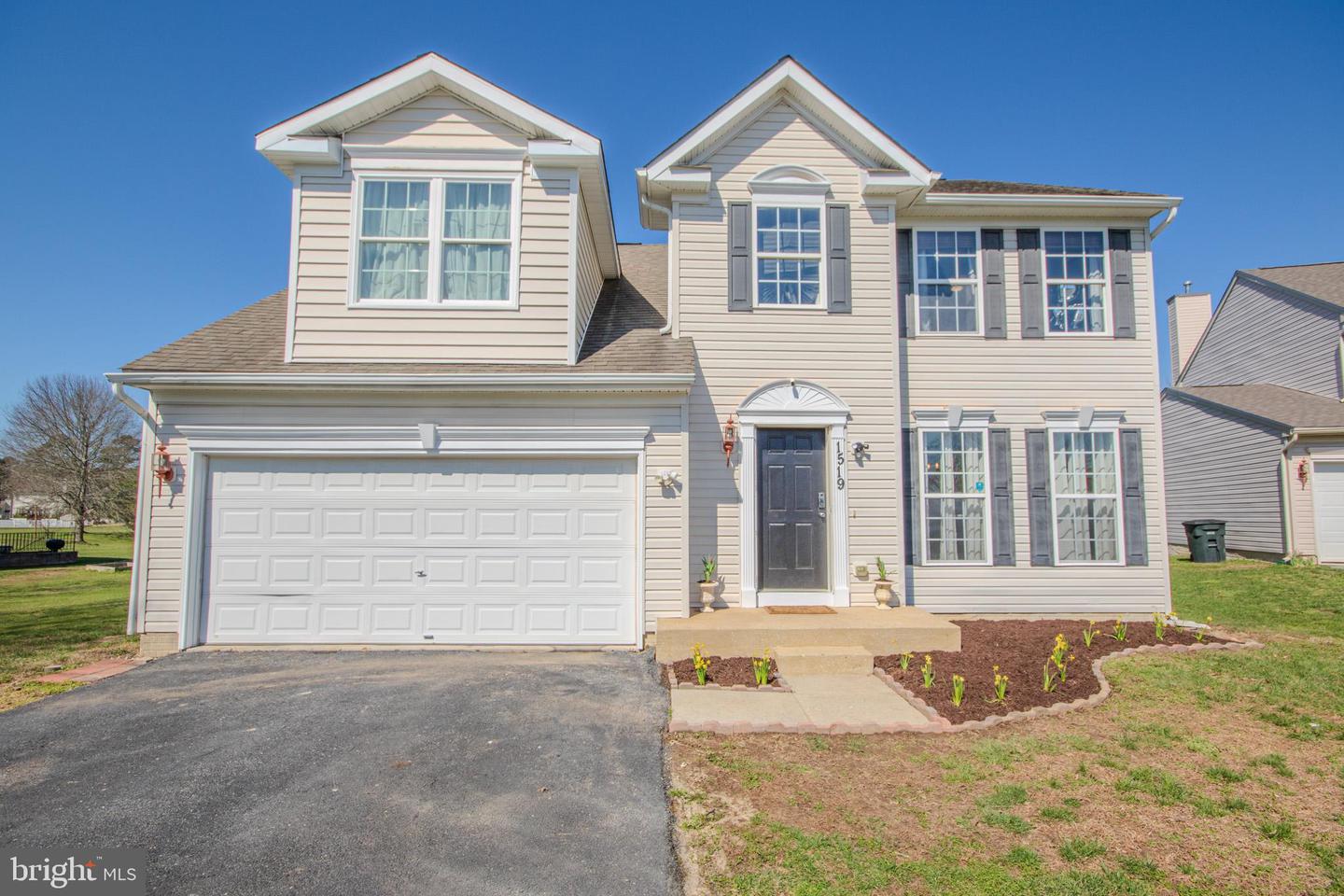 1519 Anchors Way — photo