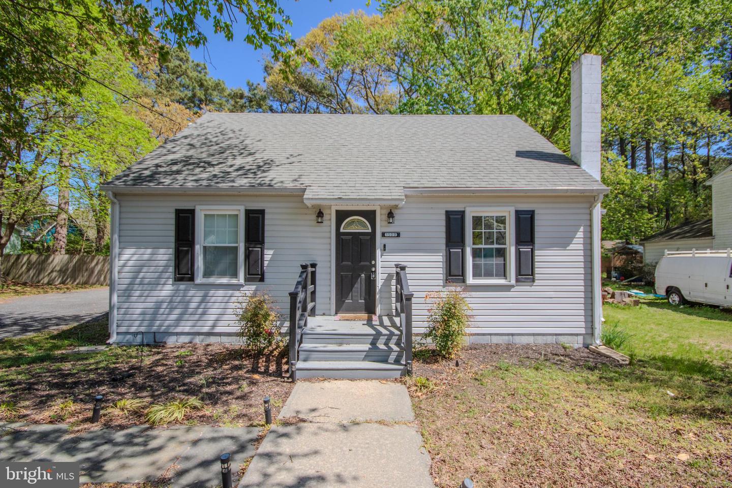 1509 Rose Dr — photo