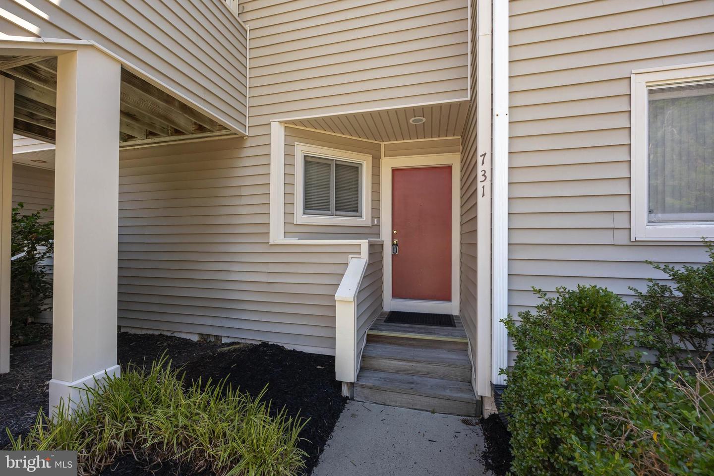 731 Canvasback Ct — photo