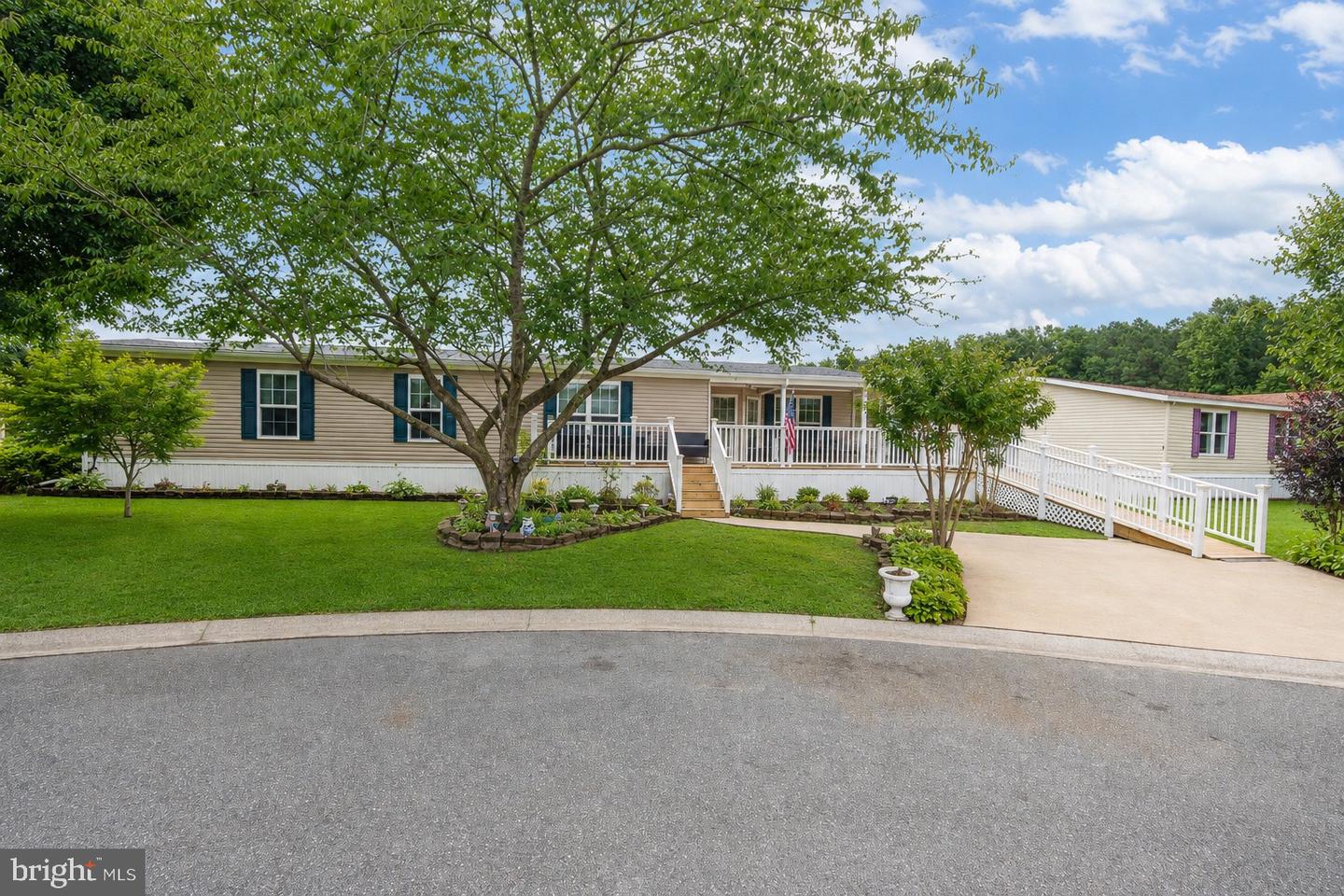 9067 Wood Thrush Ct — photo