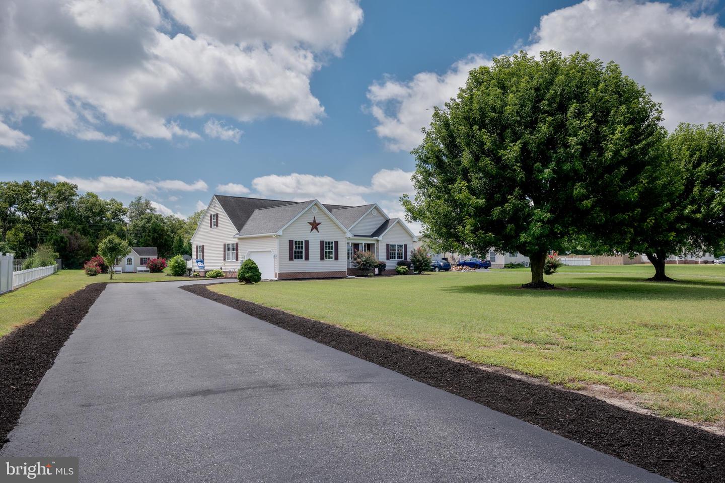 26063 Chedrick Ct — photo