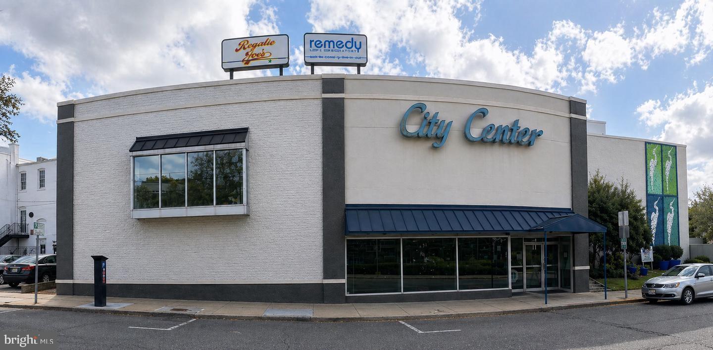 213 W Main St #101 — photo