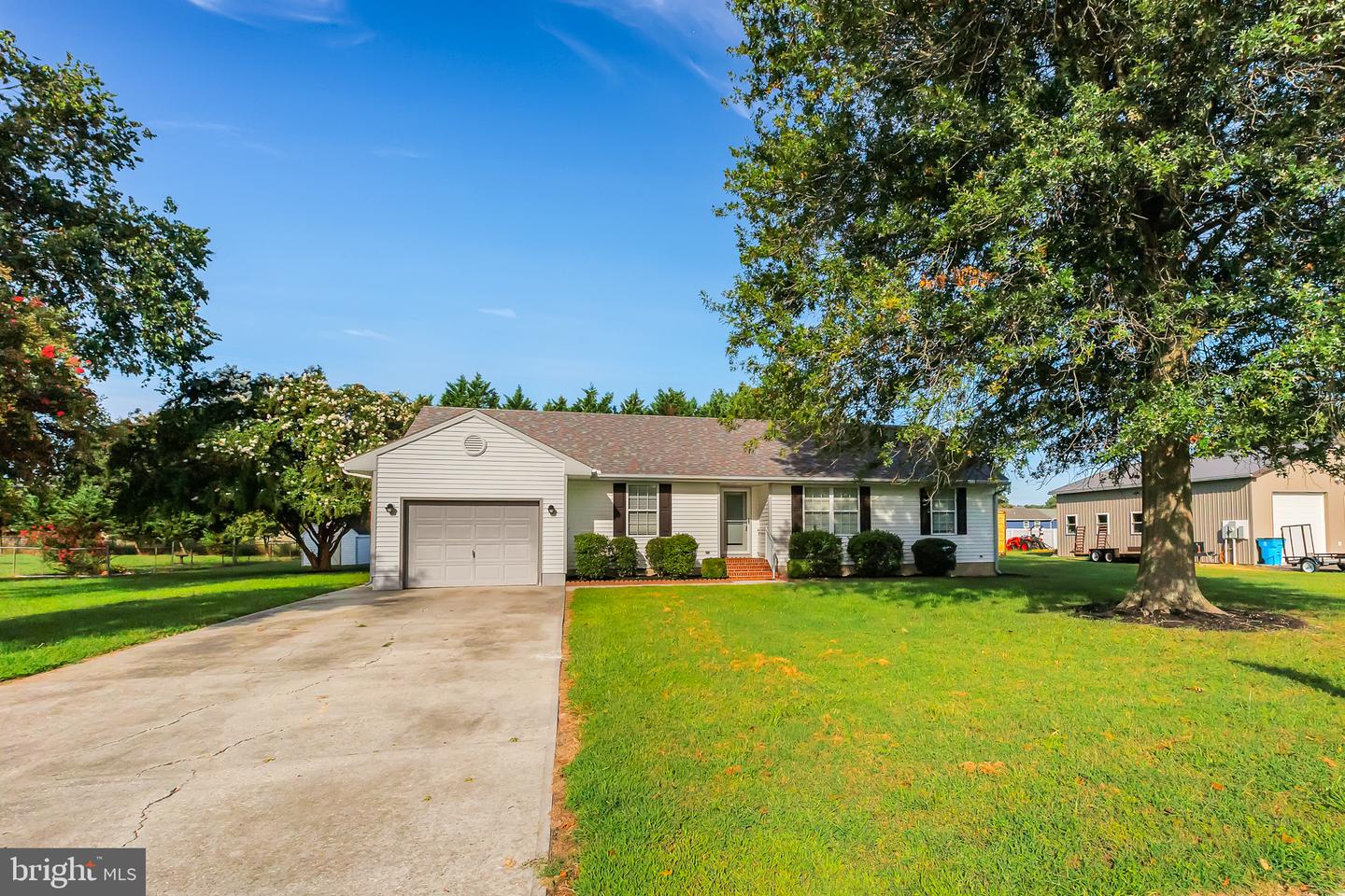 206 Everglade Dr — photo