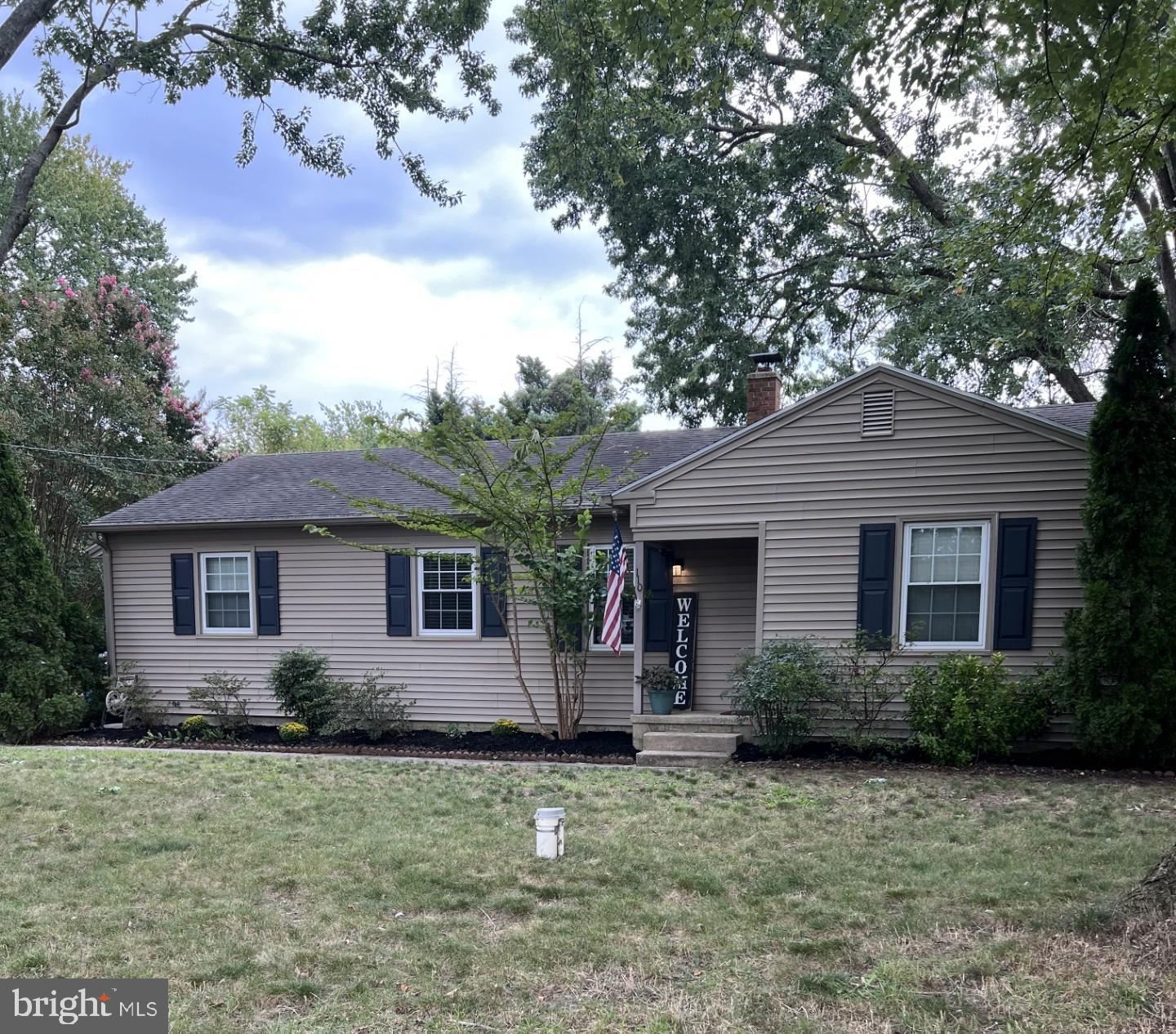 110 Johnson Dr — photo