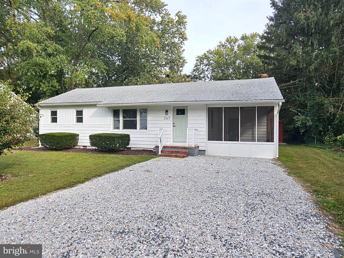 347 Cedar Dr — photo