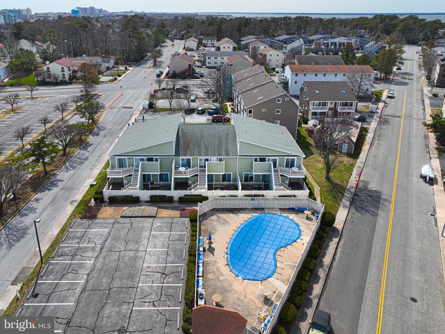 14409 Lighthouse Ave #8 — photo