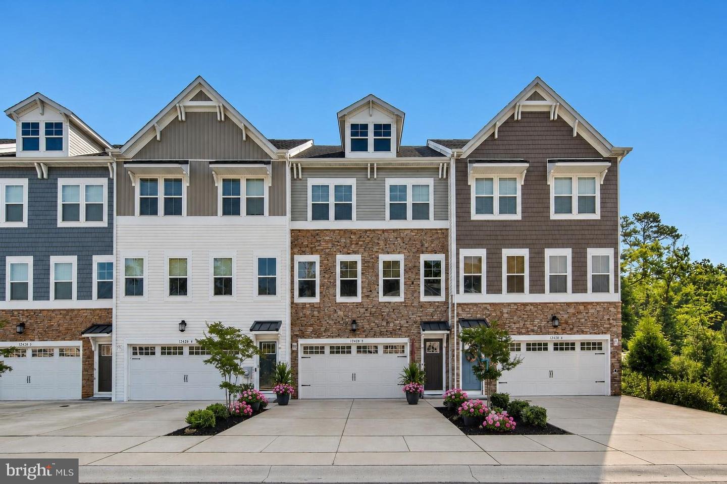 12428 Sea Oaks Ln #5 — photo