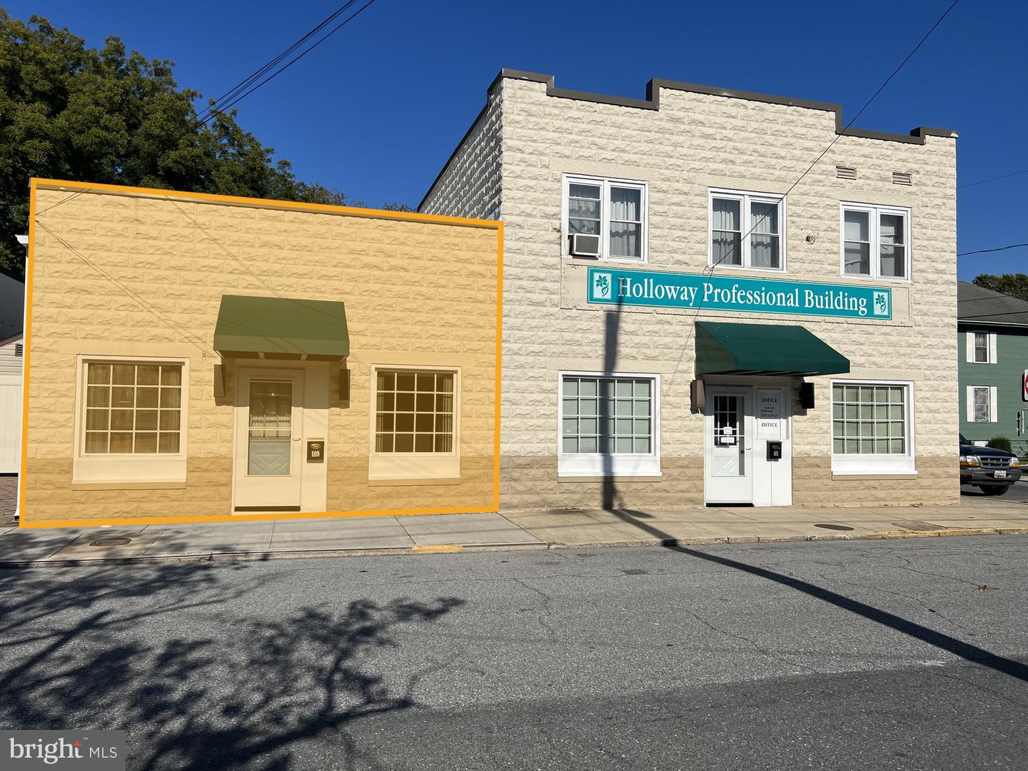 109 Vine St #B — photo