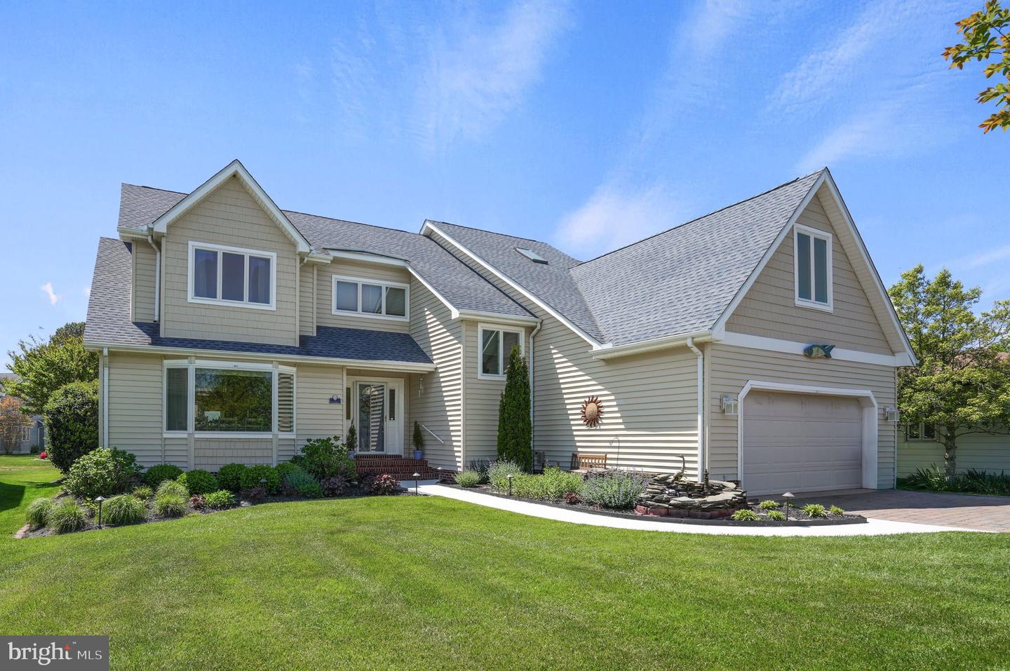 6 Heron Isle Ct — photo