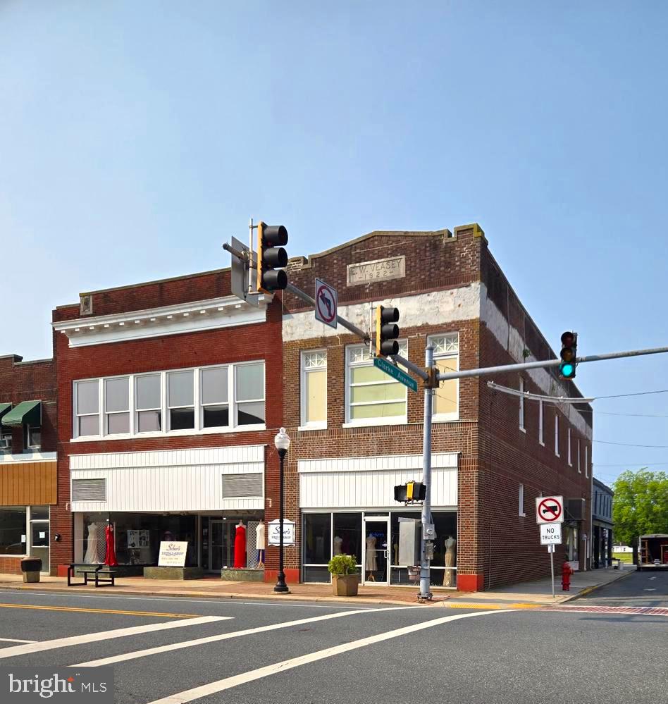 138 & 140 Market St — photo