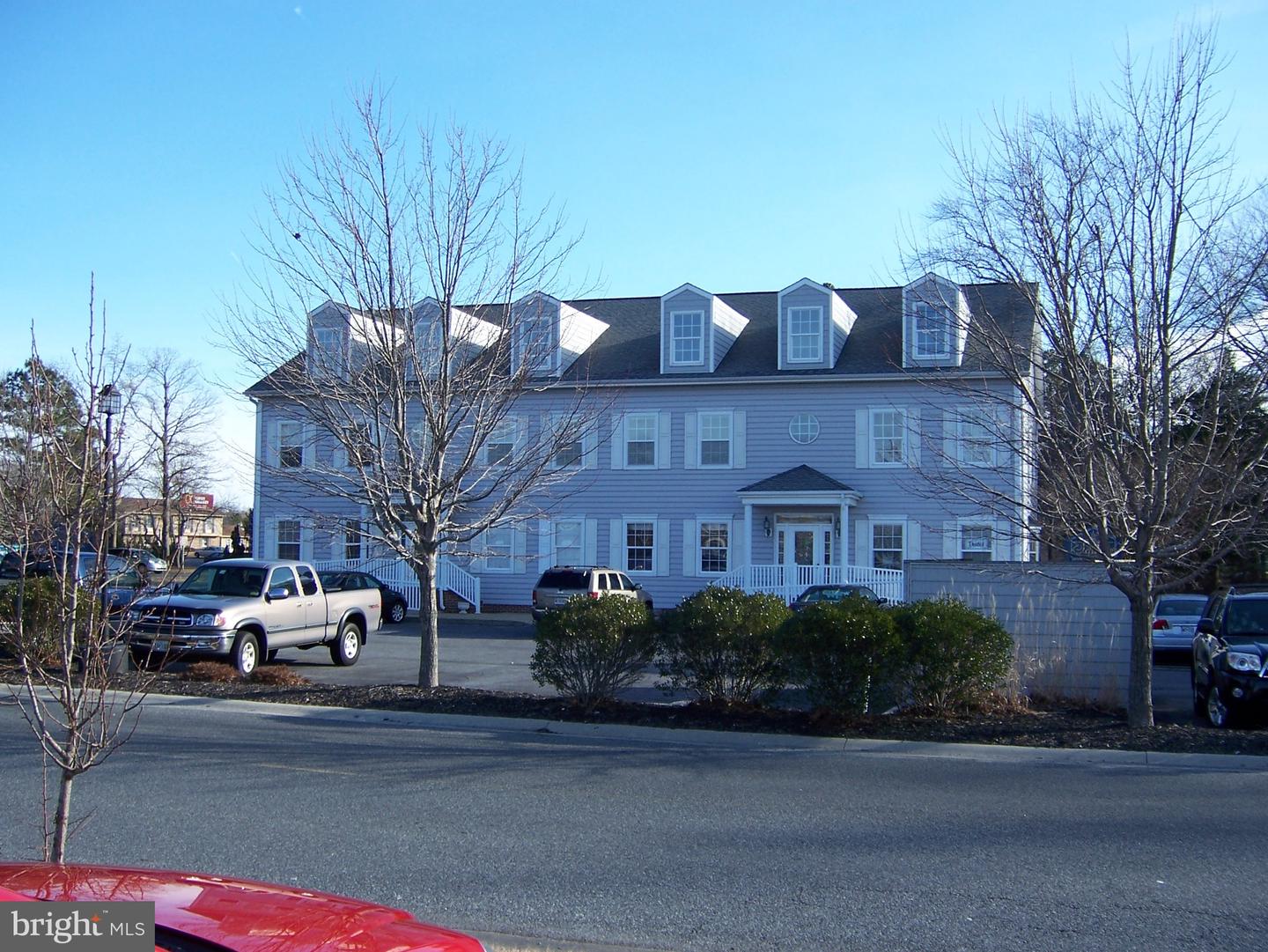 11042 Nicholas Ln #B203 — photo