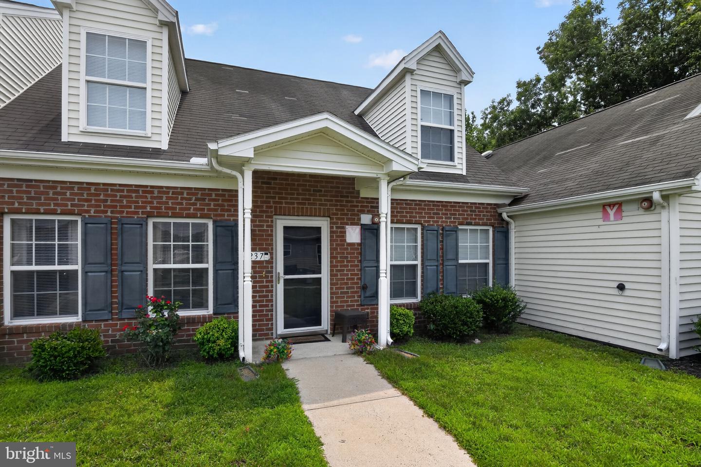 237 Morgans Ct — photo