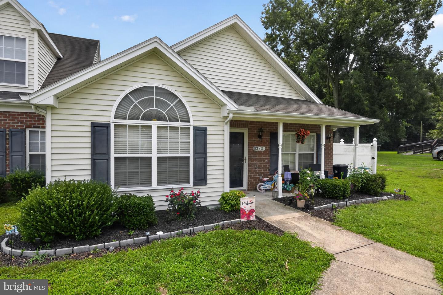 238 Morgans Ct — photo