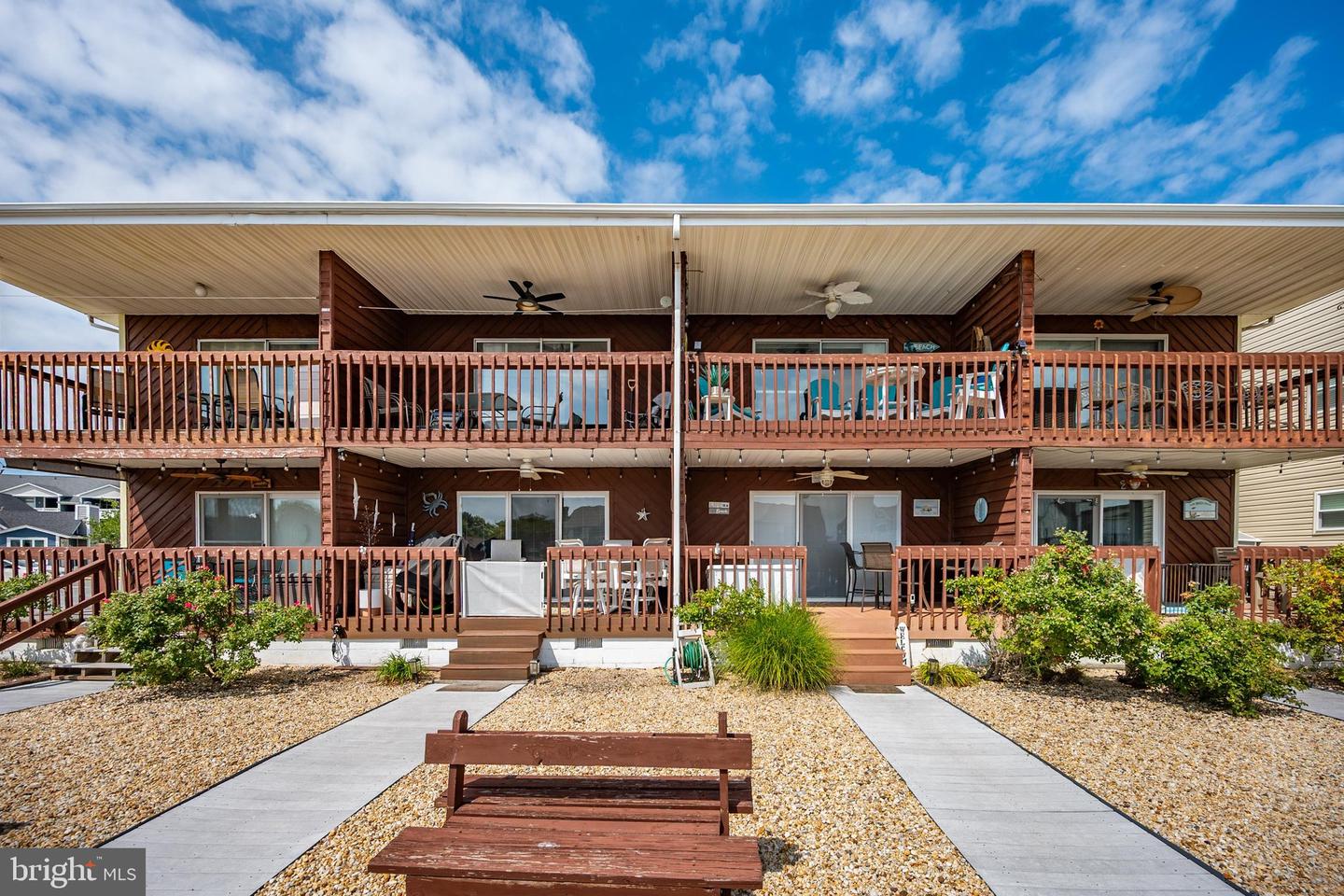 147 Newport Bay Dr #27 — photo