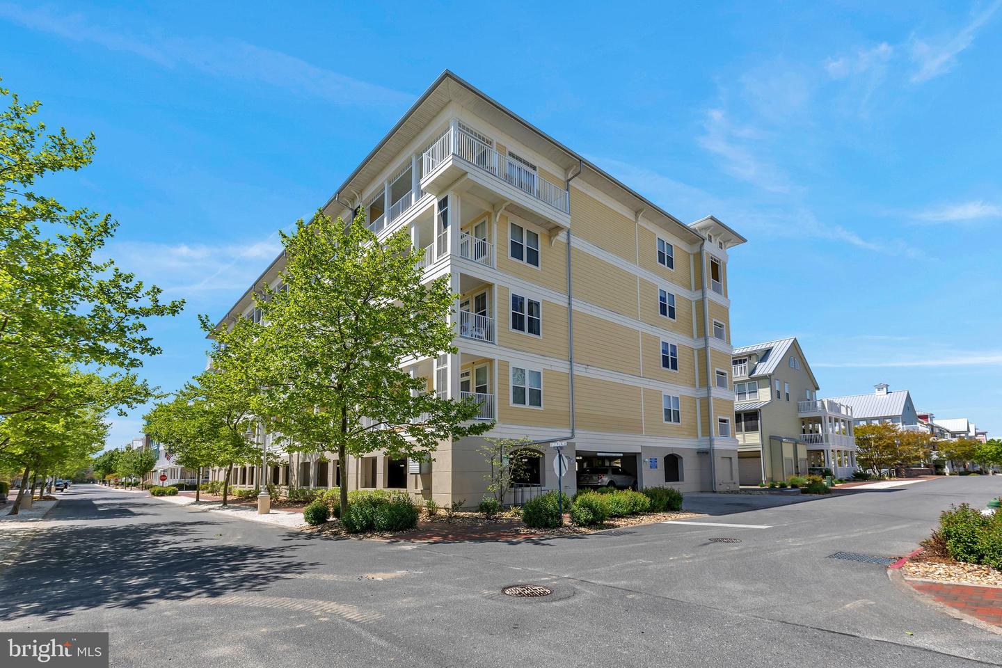 35 Fountain Dr W #lug-Av-4d — photo