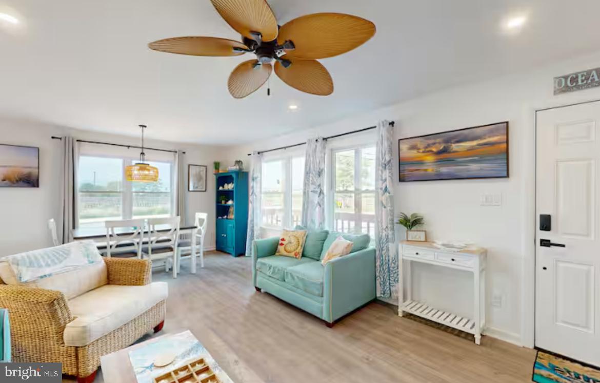 327 Robin Dr #2 — photo