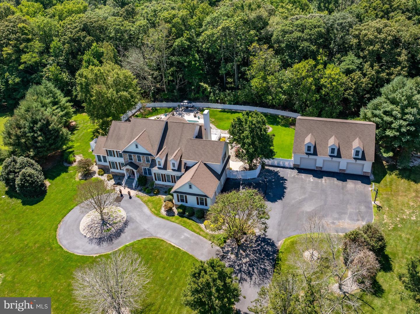 10220 Shingle Landing Rd — photo