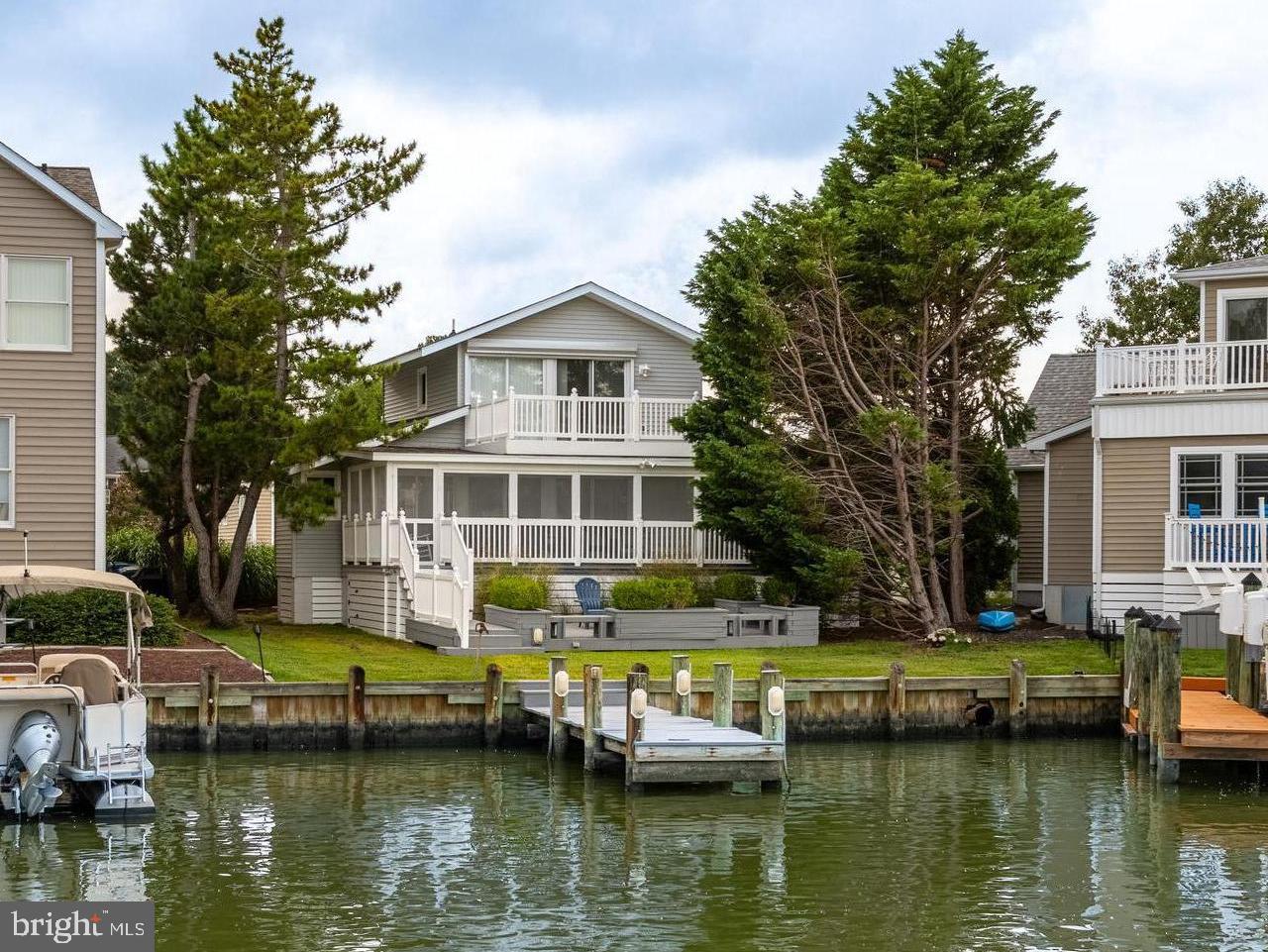 6 Harborview Dr — photo