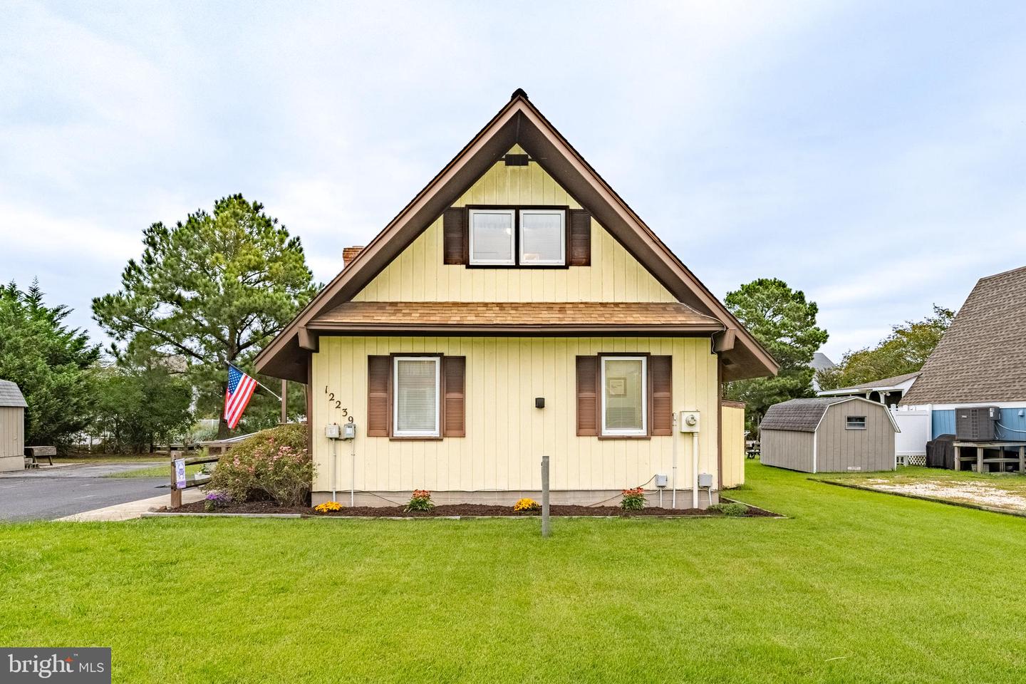 12239 Snug Harbor Rd — photo
