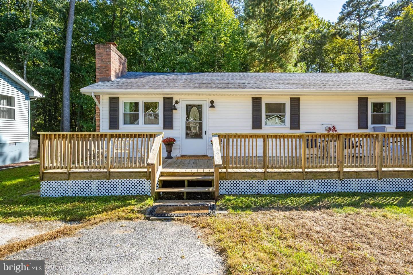 268 Windjammer Rd — photo
