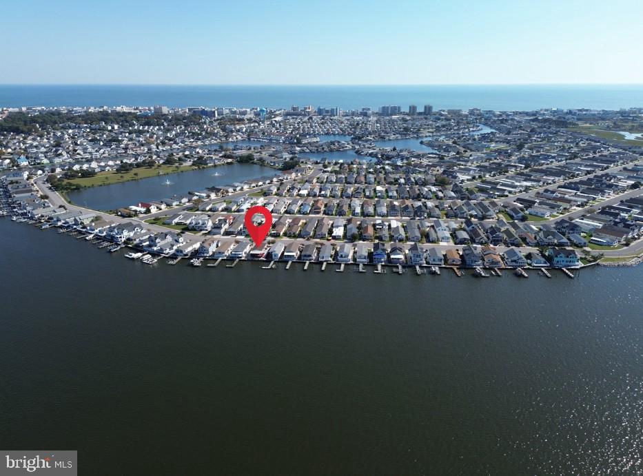 511 Harbour Dr — photo