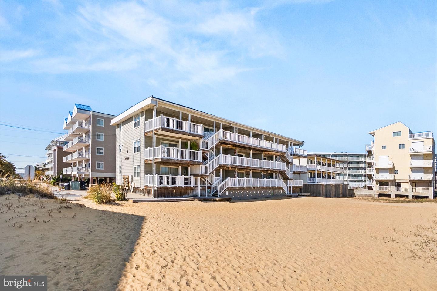 7901 Atlantic Ave #5 — photo