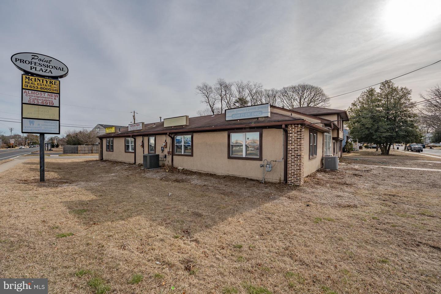 98 New Road, Somers Point, NJ 08244